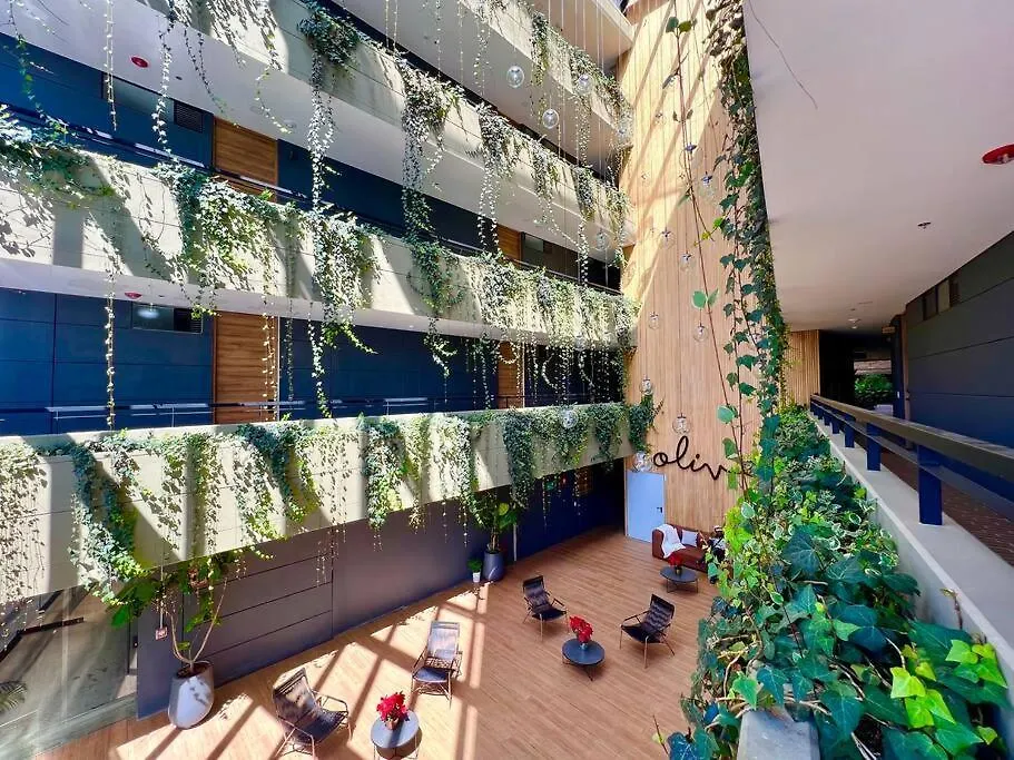 Outstanding And Wide Apartment With Work Station Medellín Colombia