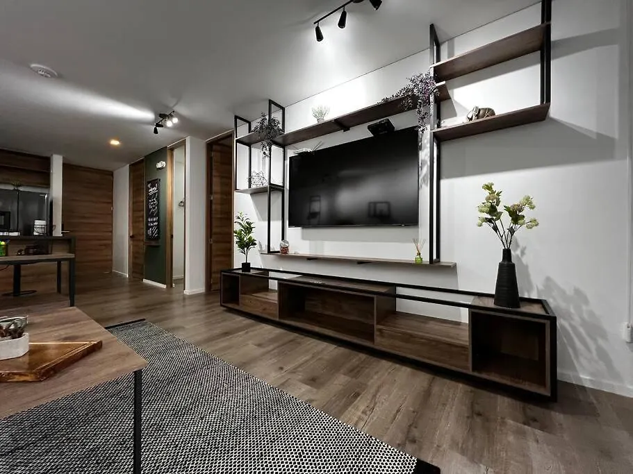 Outstanding And Wide Apartment With Work Station Медельин Колумбия